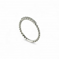 Anello veretta in oro bianco con sette pietre